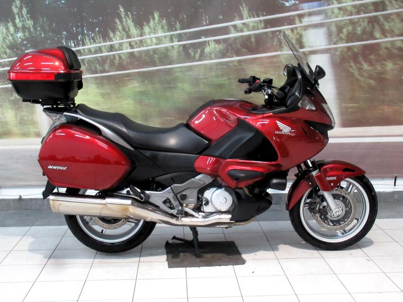 Honda NTV 700 Deauville