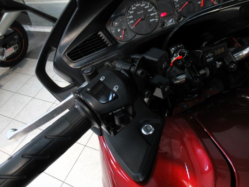 Honda NTV 700 Deauville